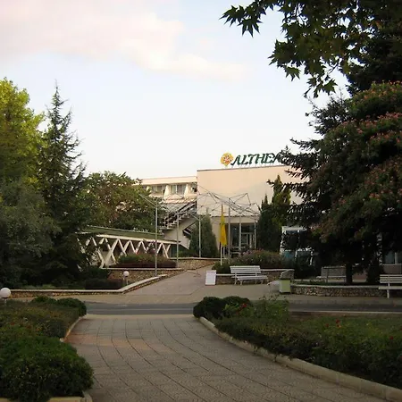 Althea אלבנה